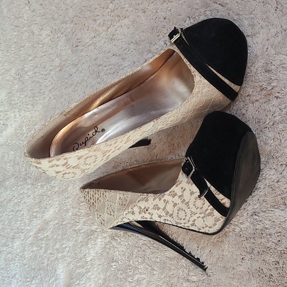 Stilettos - Picture 4 of 8